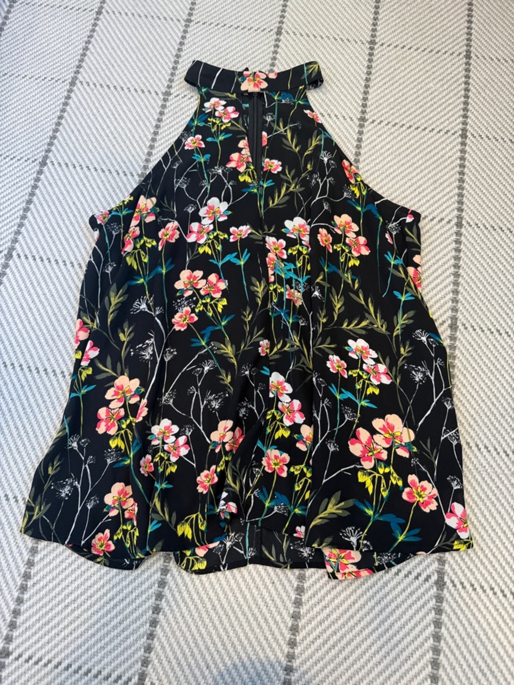 Express Floral Halter Neck Women's Top - Black with Pink Floral